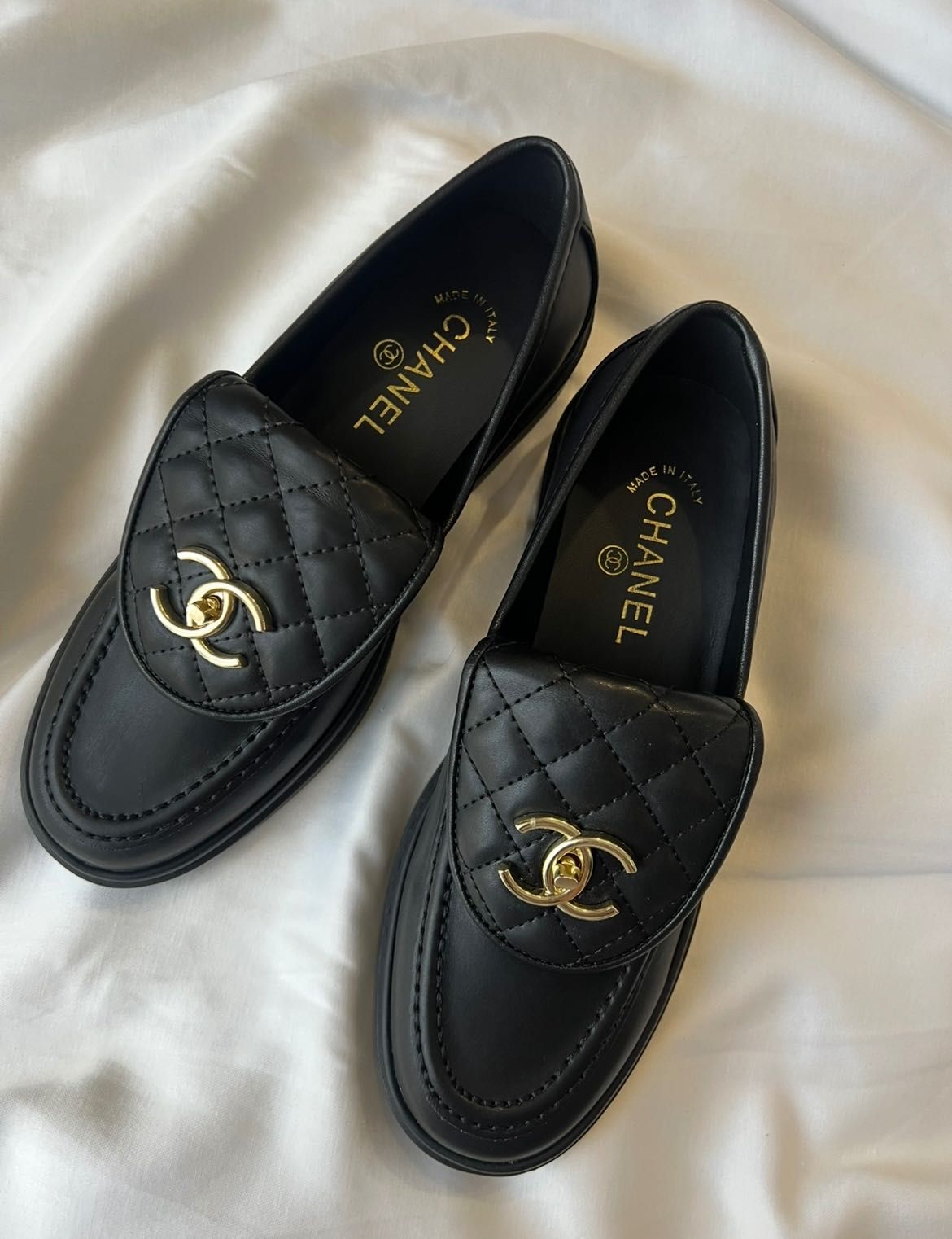 Кожени черни мокасини chanel