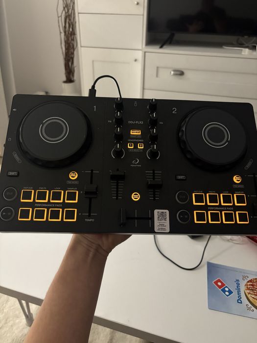 DDJ-FLX2, 2 канален черен!