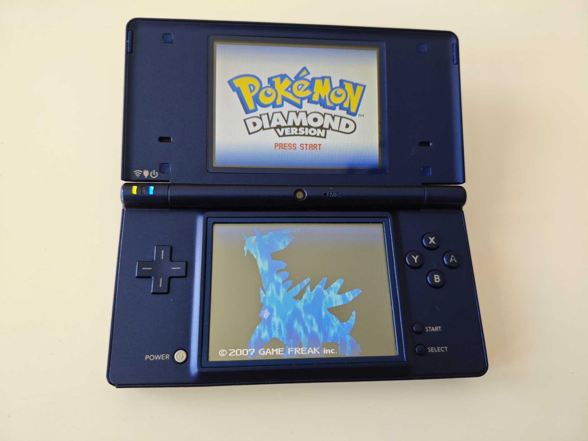 Nintendo DSi - качени много игри