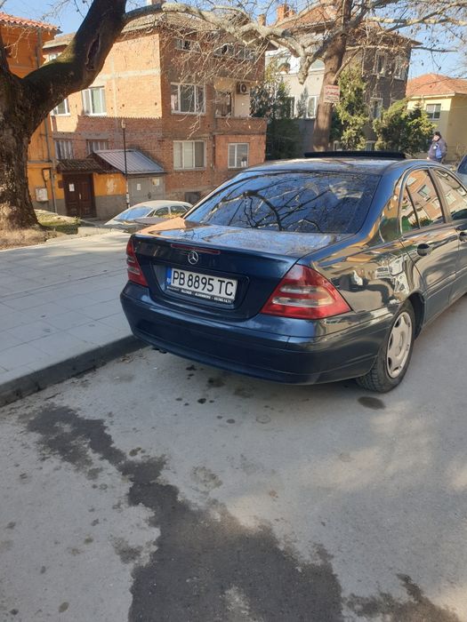 Мерцедес c2000 ku.136kn