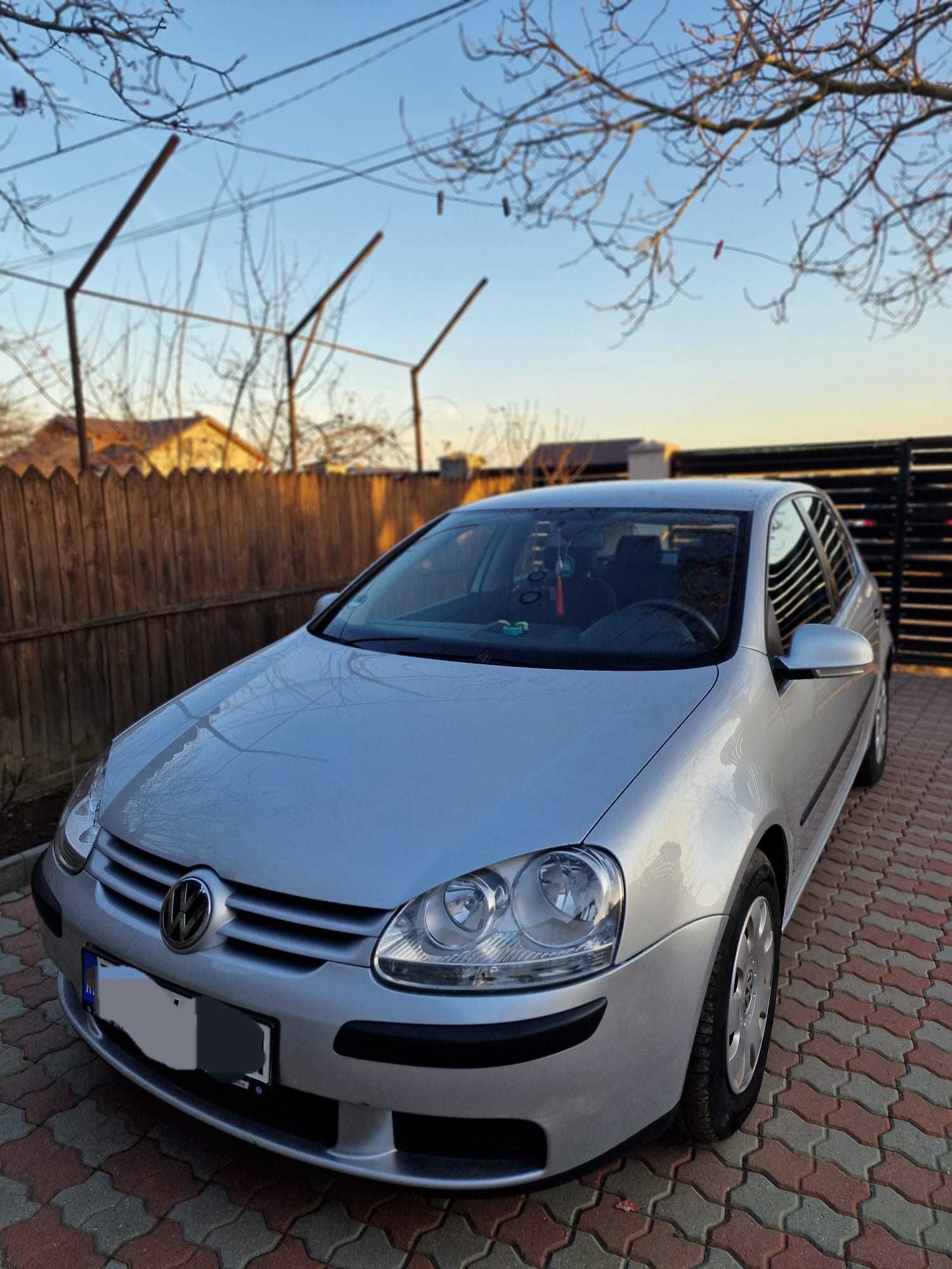 Volkswagen Golf 5 1.6 FSI