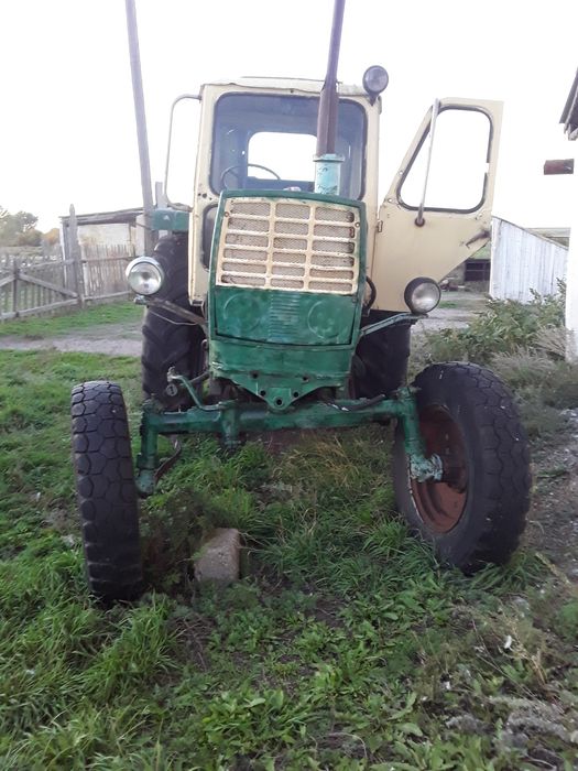Трактор   ЮМЗ  1977г состаяние хорошие .800тысяч
