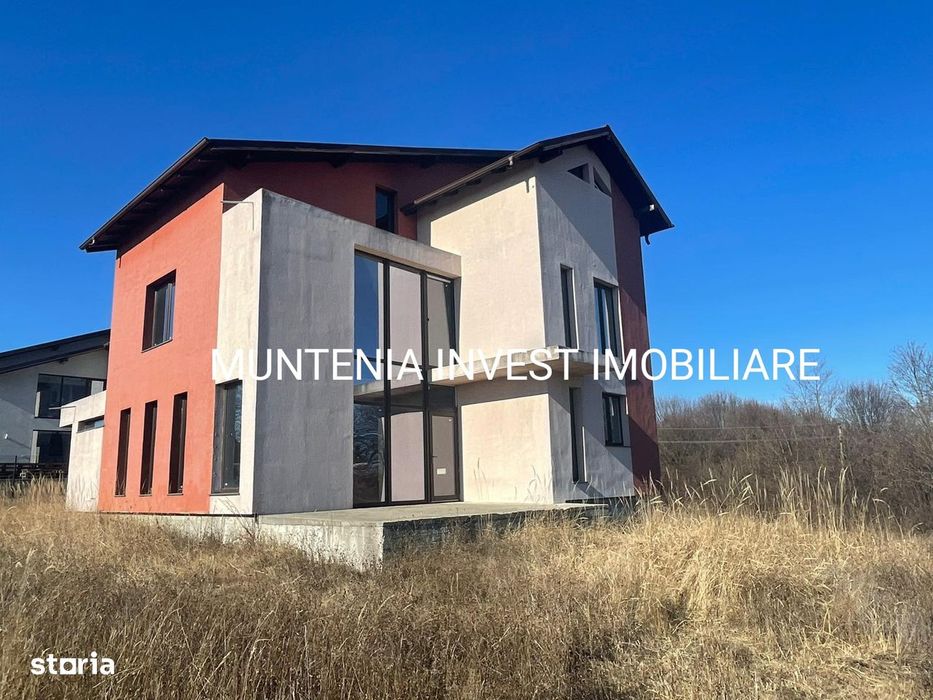 Casă de vânzare, teren 800mp, Com. Moșoaia, Smeura