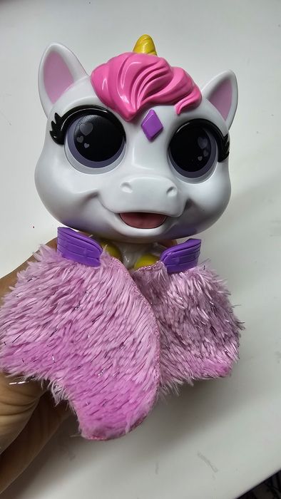 Интерактивная игрушка единорожка