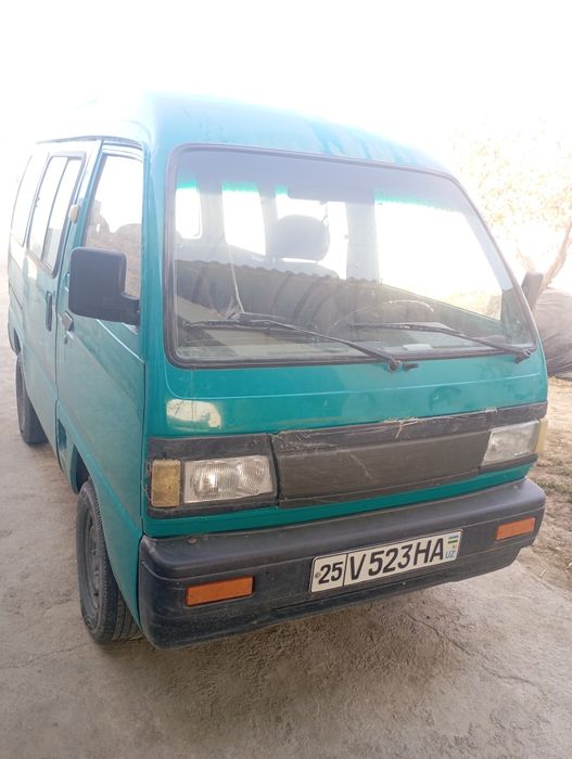 Damas srochno sotiladi, holati yaxshi narxini kelishamiz