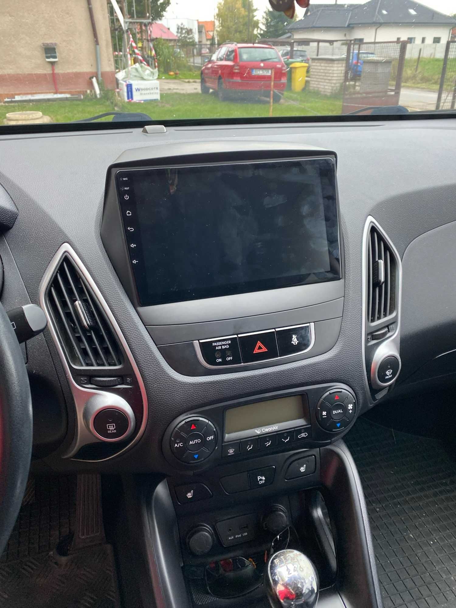 PROMOTIE - Navigatie Android GPS Hyundai IX 35 / Tucson - DSP QLed