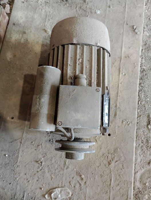 Електрически мотори 150 лв броя