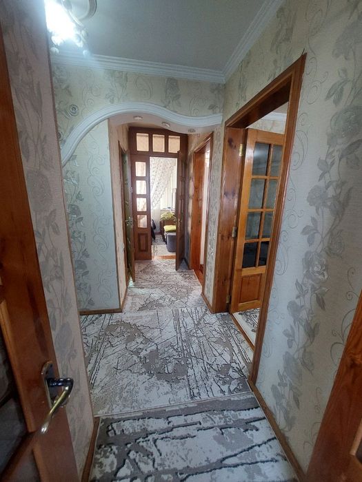 Tinchlik metro Gunchada Kivartira sotiladi