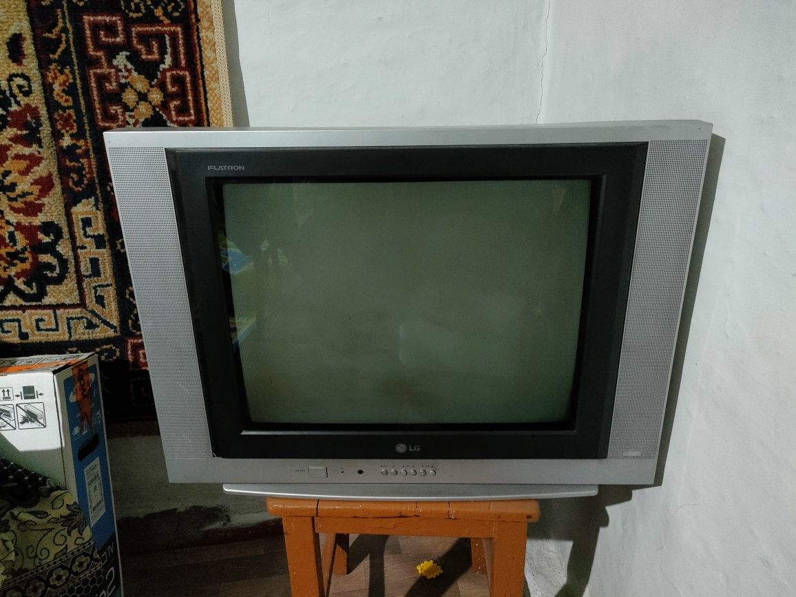 Продается цветной телевизор