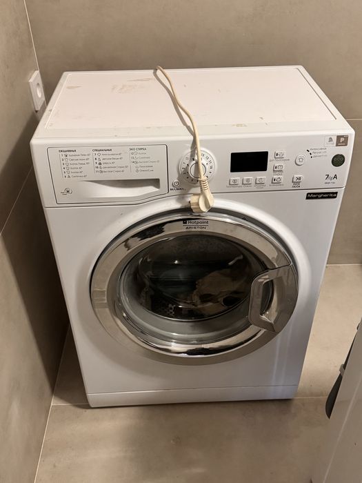 Продам стиральную машинку