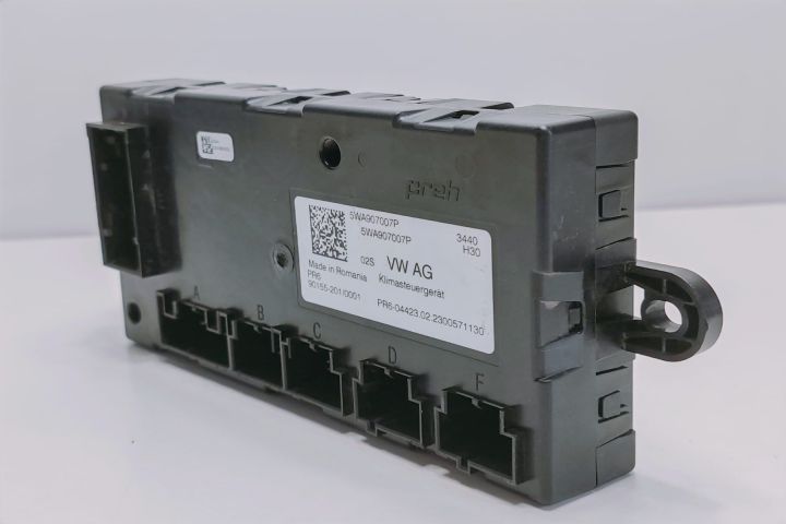 Unitate  Modul control climatizare 901552010001 / 5WA907007P Audi A3