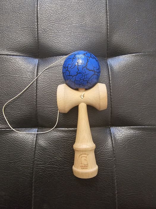 Kendama Knight | Blue Meteor Edition