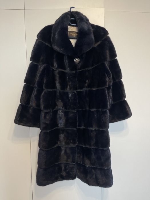 Продам норковую шубу натуральную