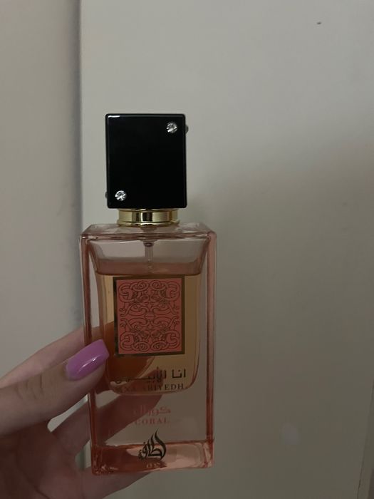 Парфюм Lattafa Ana Abiyedh Coral