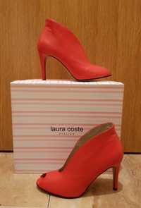 Елегантни испански обувки Laura Coste