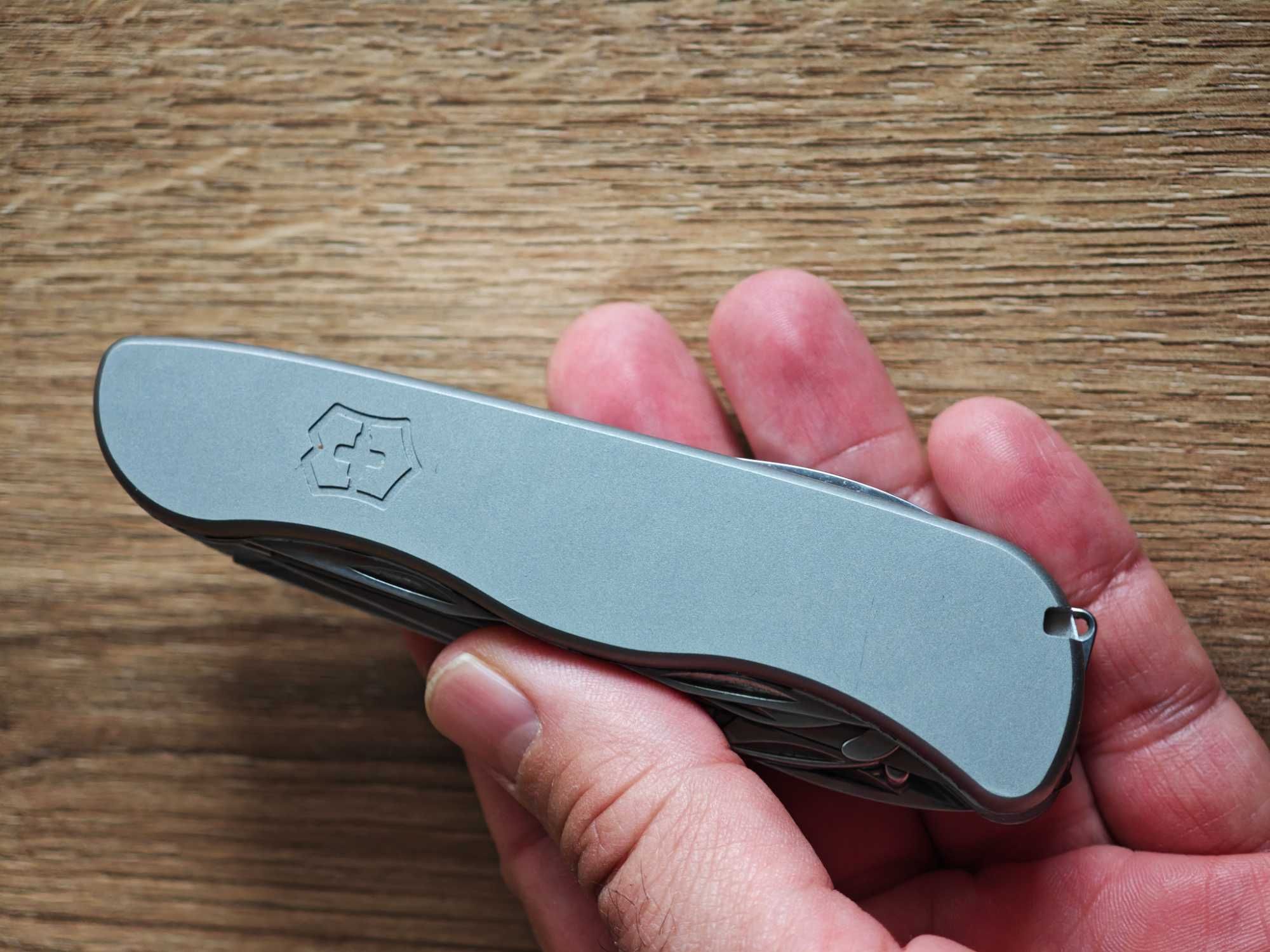 Victorinox Hercules Titanium