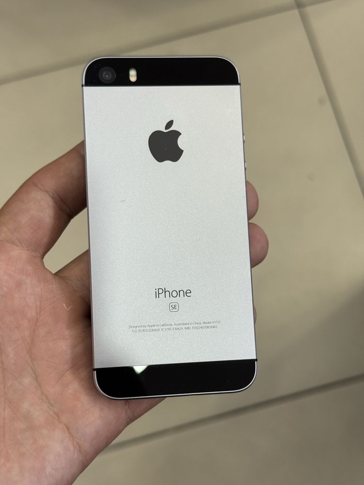 iPhone se 2016 1 поколение
