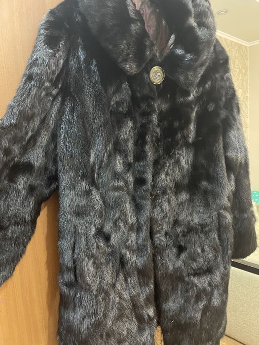 Продам норковую шубу в отличном состоянии размер 44-48