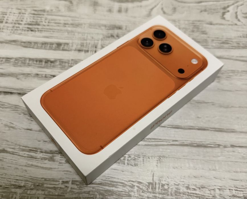 НАЛИЧЕН Iphone 17 Pro Max 256GB Orange ГАРАНЦИЯ