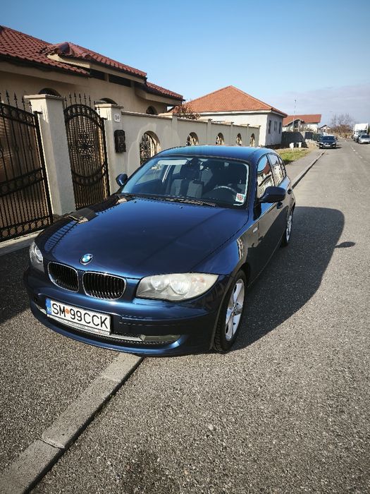 Vand BMW seria1, an fabricatie 2010