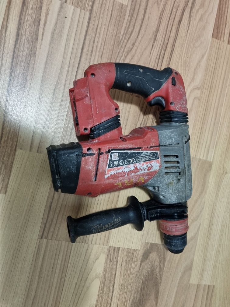 Vand rotopercutor milwaukee m18