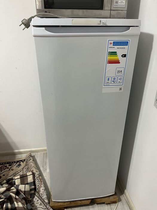 Холодильник indesit