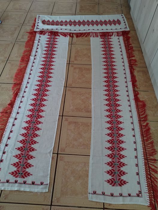 Port popular traditional