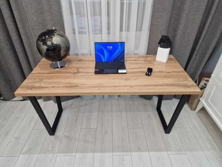 Стол компьютерный