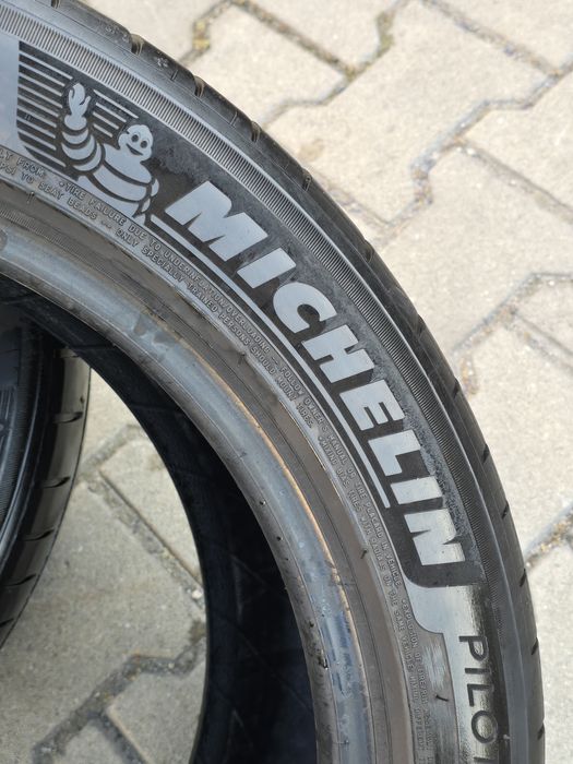 245 45 18 Michelin