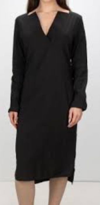 Платье от фирмы COS Швеция на размер М  б.у.