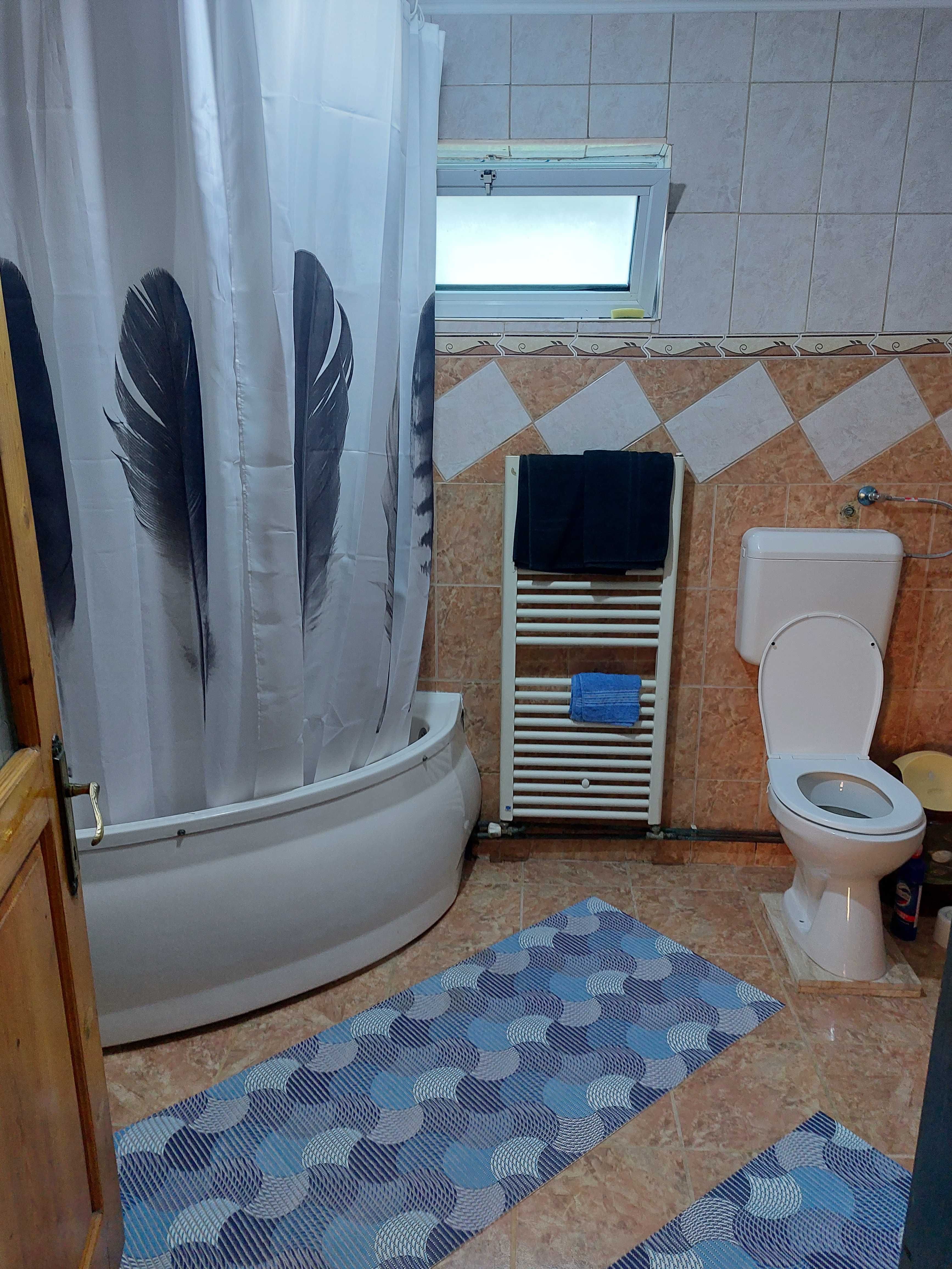 VAND casa in Curtea de Argeș ,zona  Nord,(sau SCHIMB cu apartament )