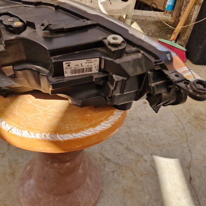 Seat Ibiza 2019 ляв фар