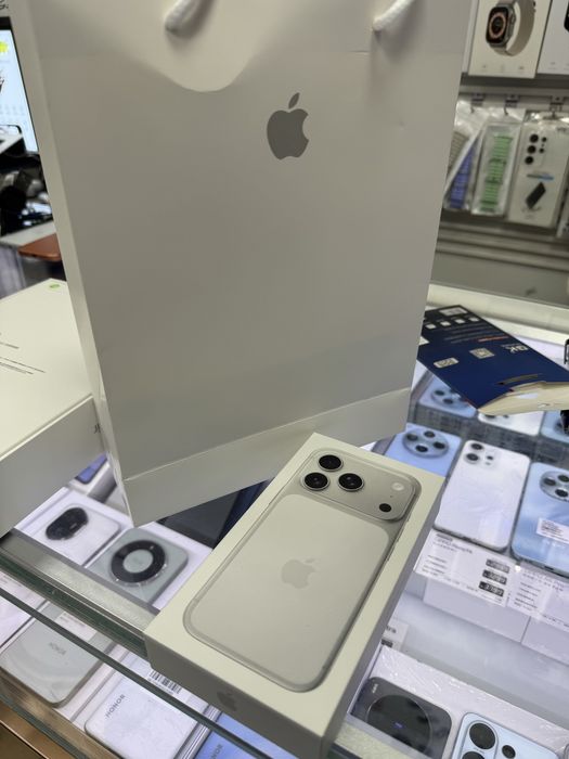 I phone 17 pro 256 silver 2 sim YANGI Тез ва арзон