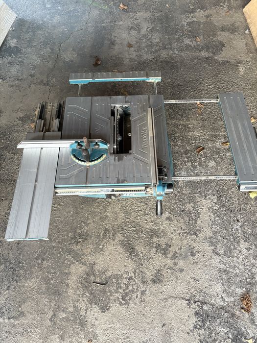 Vand circular makita