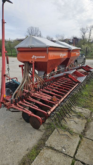 Semanatoare  Paioase Kverneland Accord 6m