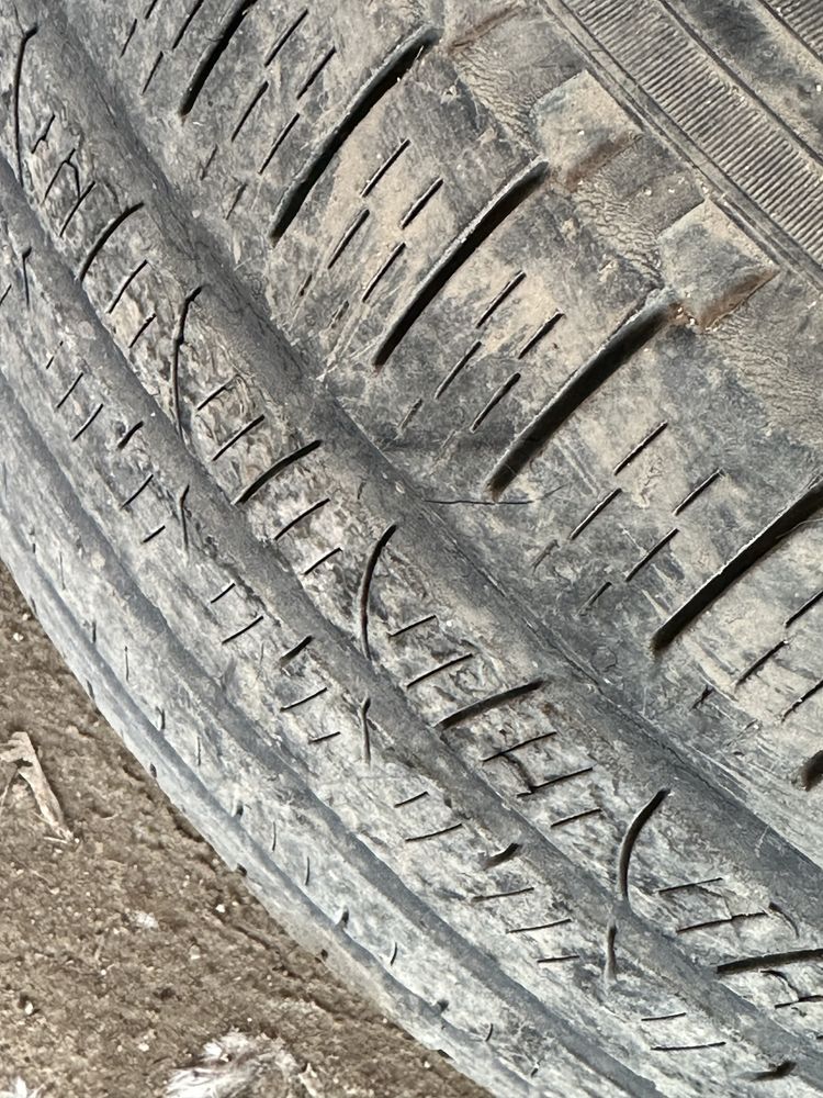 продам резину Pirelli 265 60 R18