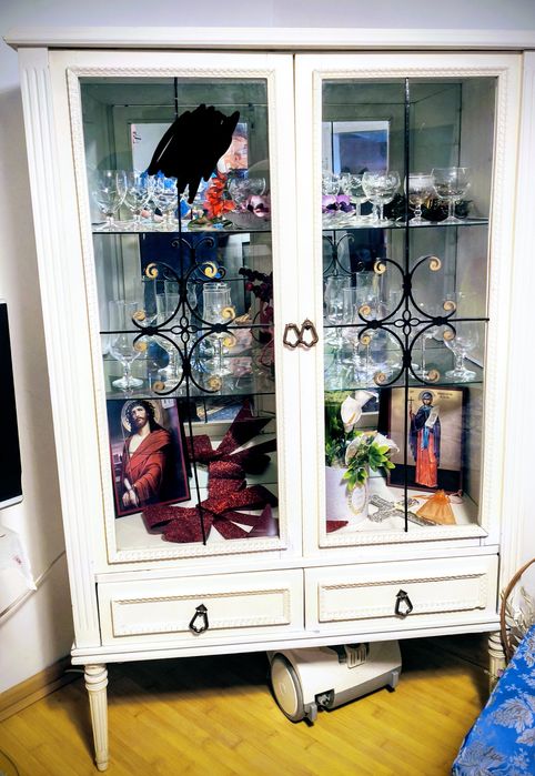 Vând Mobilă vintage