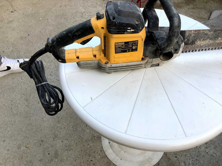 Алигатор за тухли Dewalt DWE398-QS / Makita UC3541A Ел. Резачка