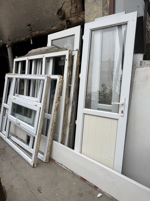Продается Пластиковые окна в хорошим состояние