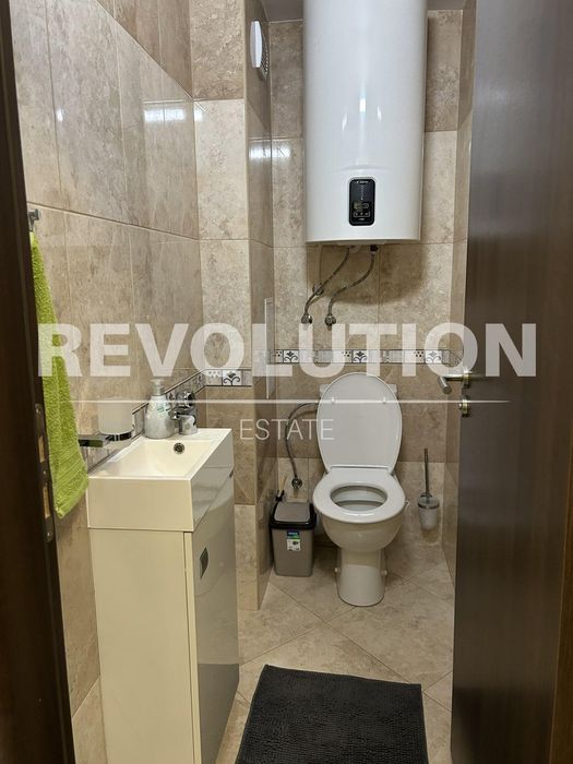 Дава се под наем Тристаен апартамент в Варна, ВИНС - 106 кв.м за 1250 € - Снимка #11