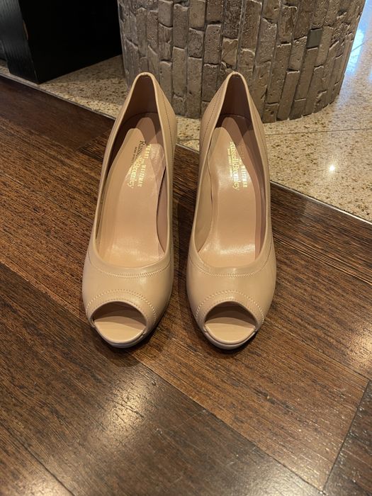 Pantofi cu toc Stuart Weitzman