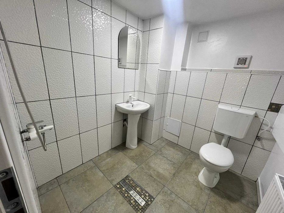 Garsoniera in Zorilor, la demisol, str Mircea Eliade