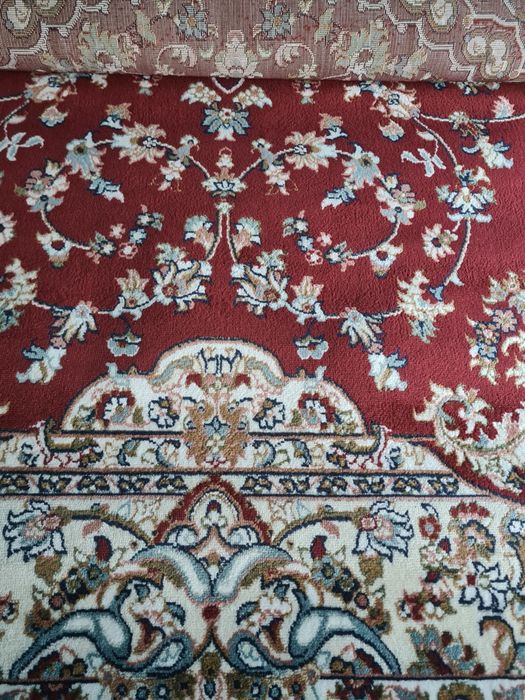 Ковёр 2,5 на 3,5 м.