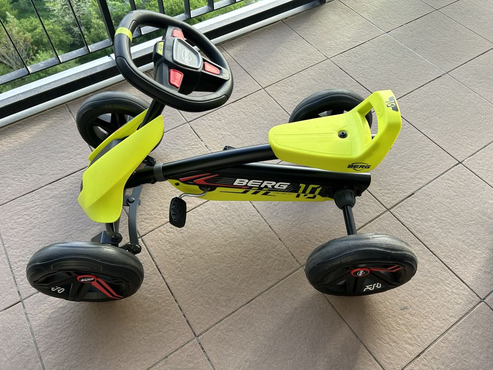 Kart cu pedale - Berg Buzzy Aero - aproape nou