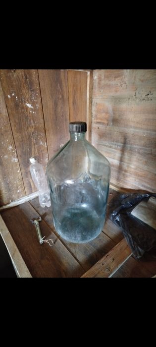 Бутыль 20 литров