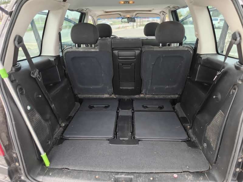 Opel Zafira 2.2 DTI 2003г