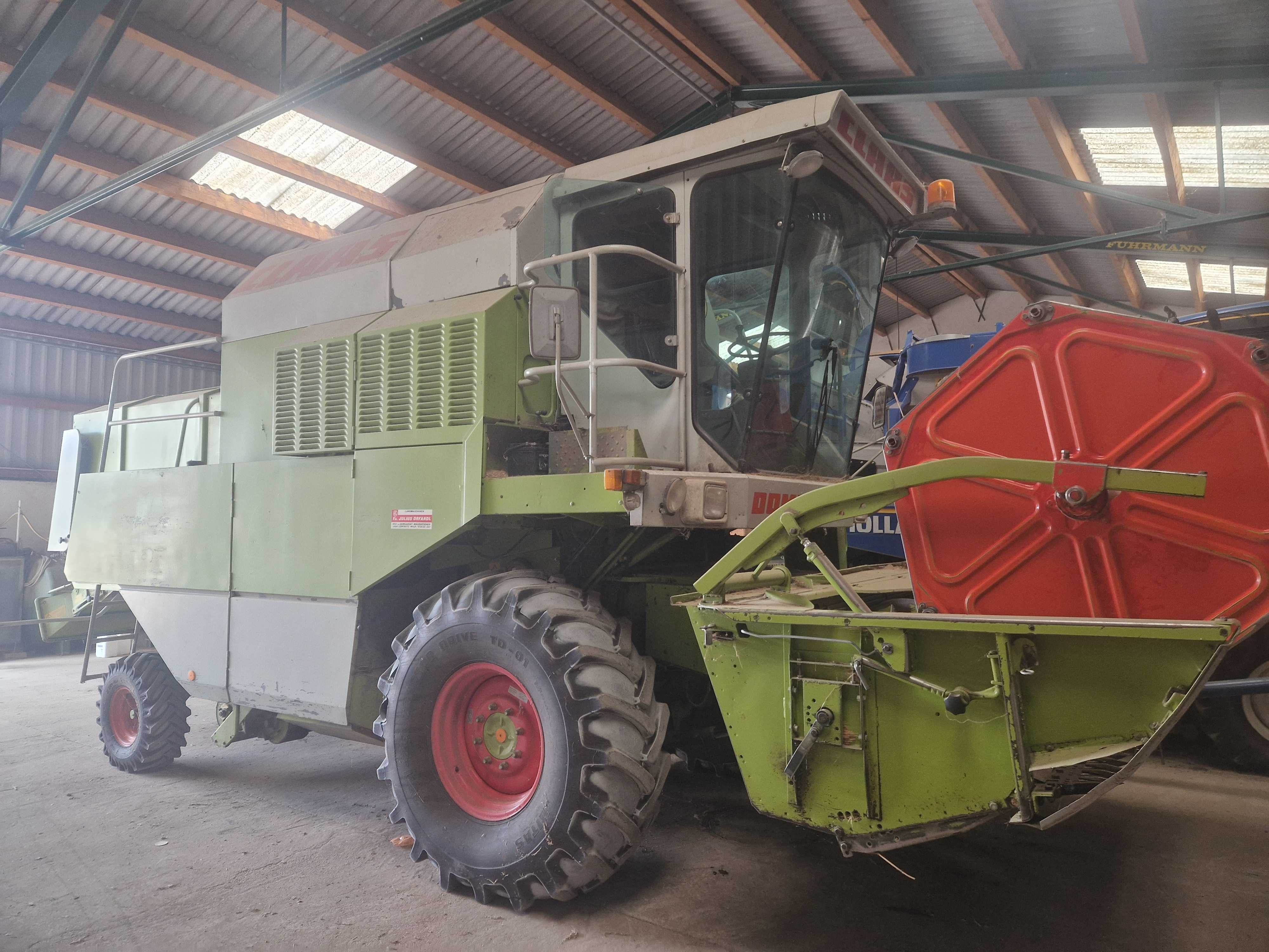 Combina Claas Dominator 78