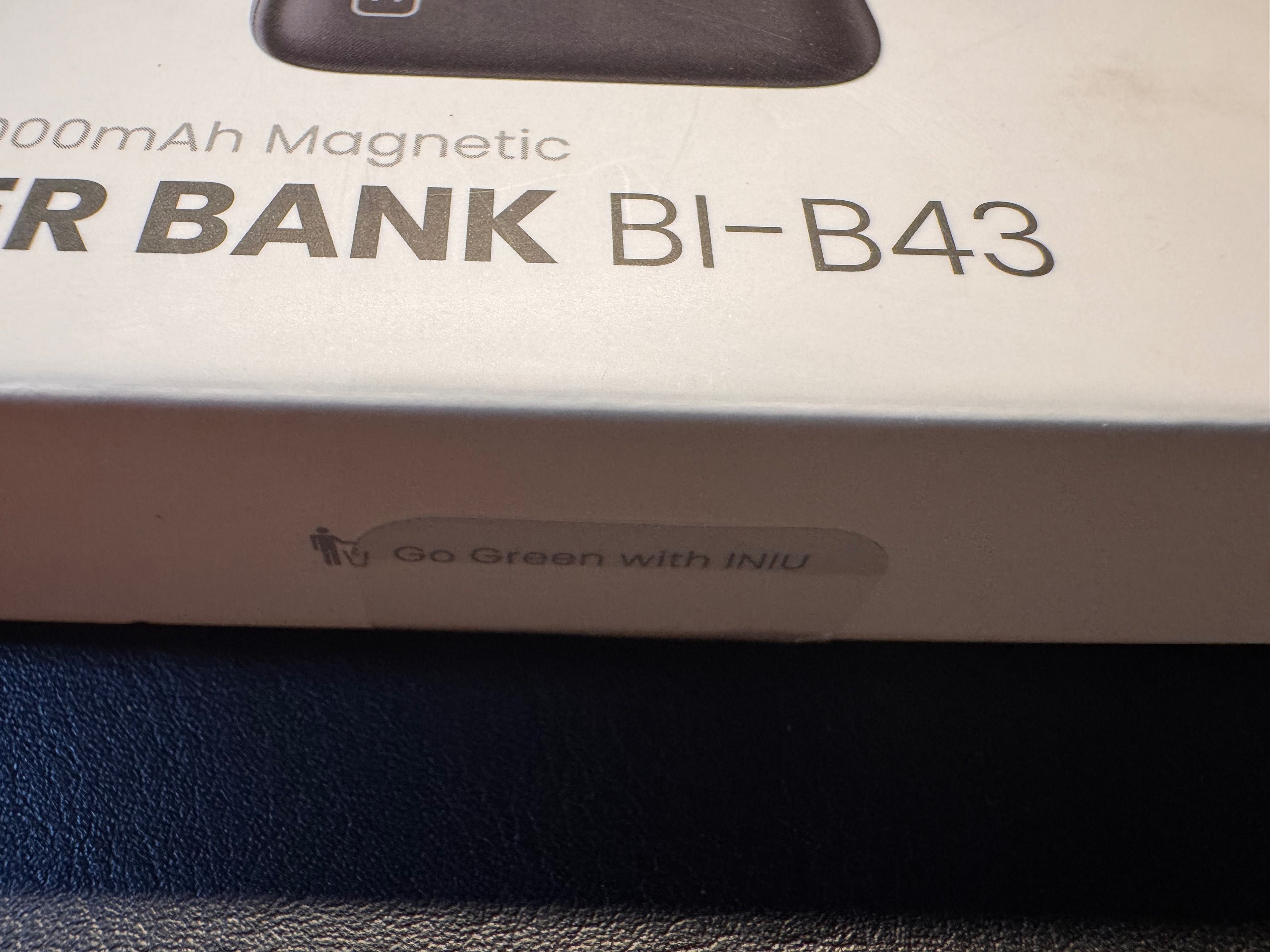 INIU 10000mAh Power Bank Magsafe Батерия