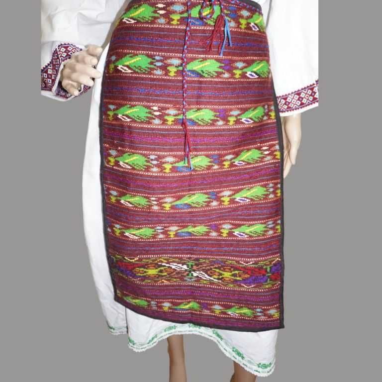 Costum popular oltenesc lucrat manual , vechi , M-L