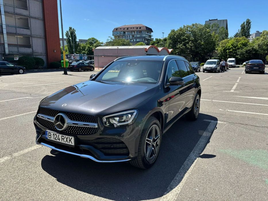 Mercedes-Benz GLC pachet AMG, recent importata, multiple optiuni.